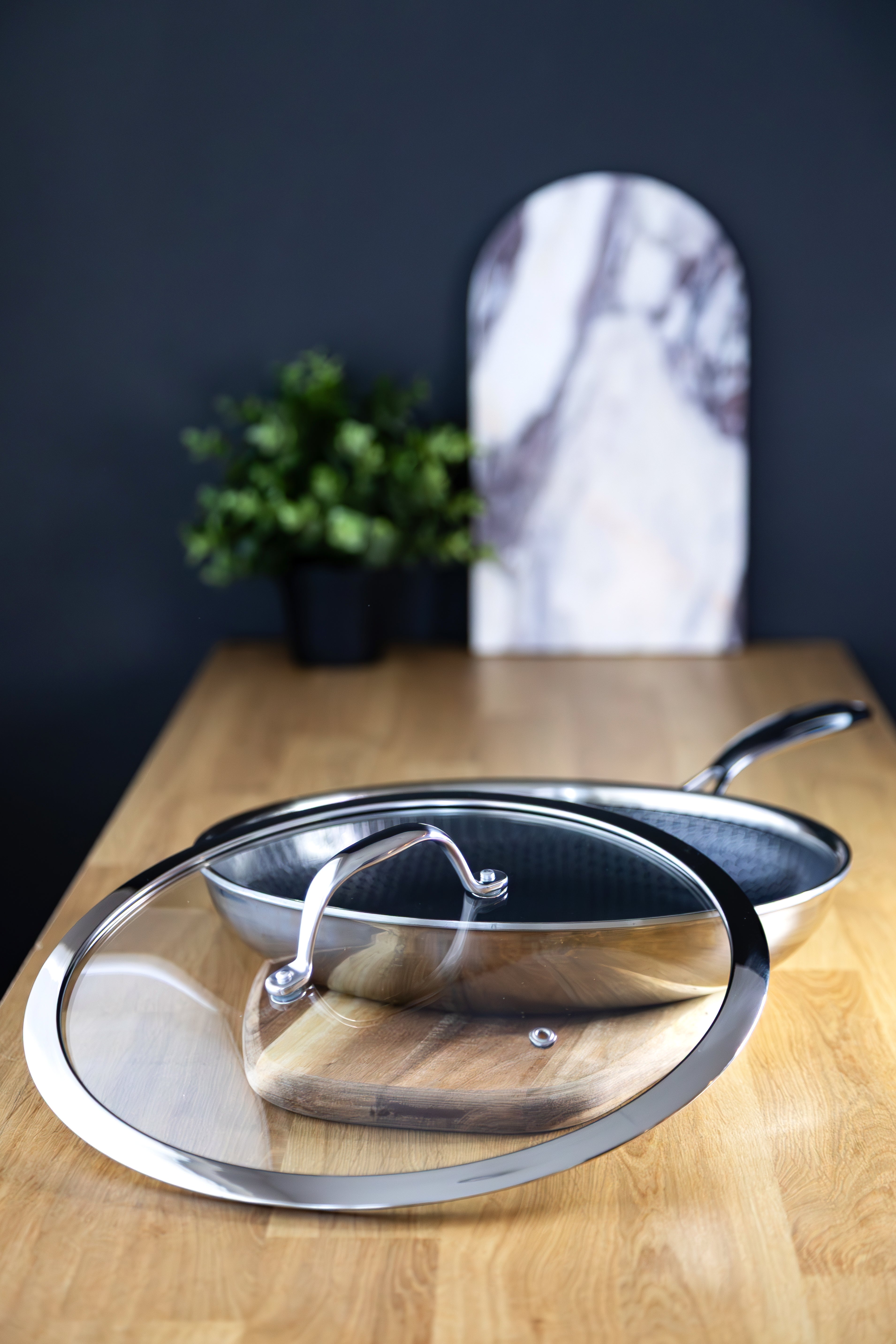 Stálhreiður lok 28 cm